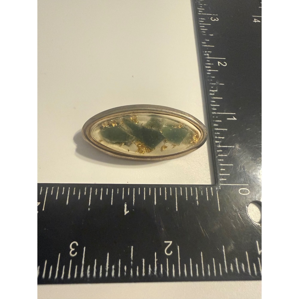 Green Stone Gold Leaf Flake Oval Brooch Silver Tone Resin Terrarium Pin